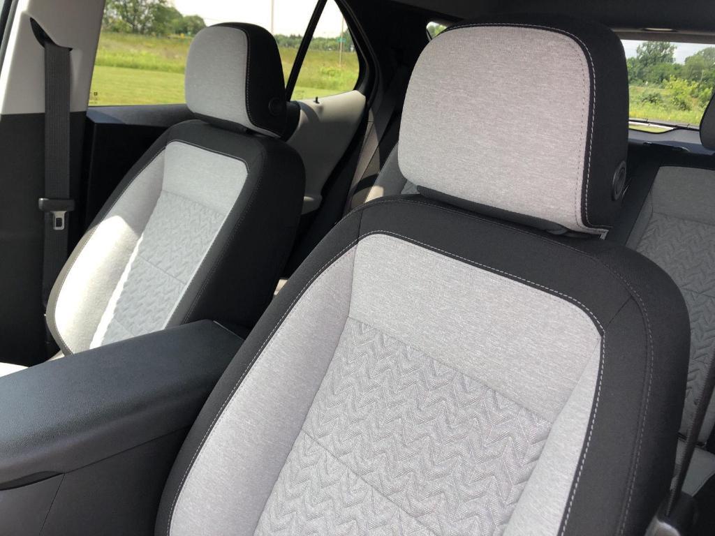 used 2023 Chevrolet Equinox car, priced at $22,287