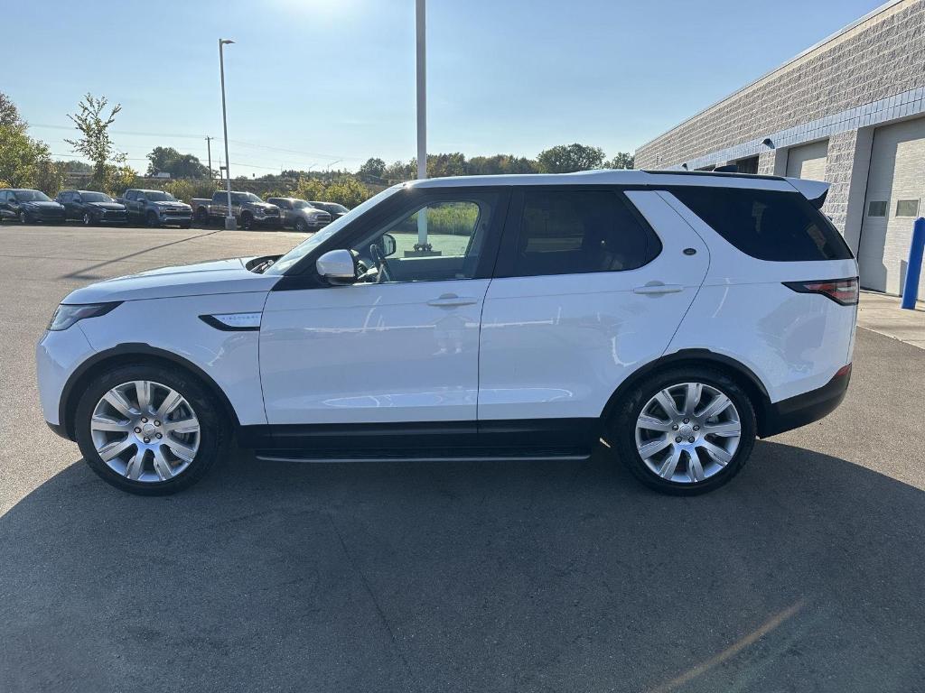 used 2018 Land Rover Discovery car, priced at $16,825