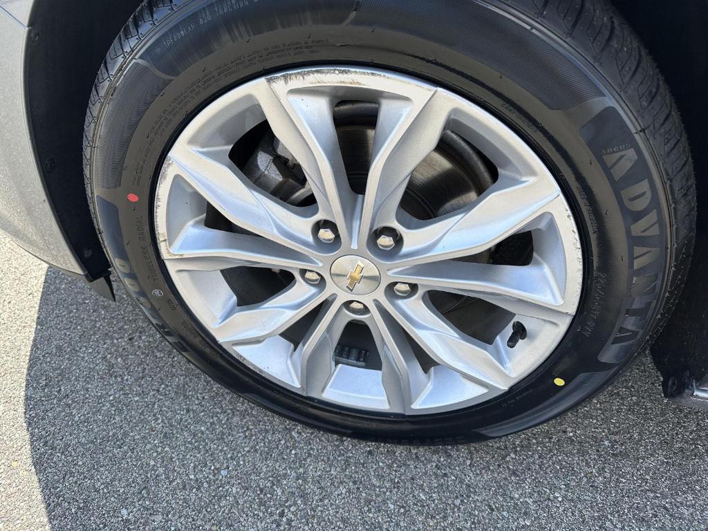 used 2023 Chevrolet Malibu car, priced at $17,995