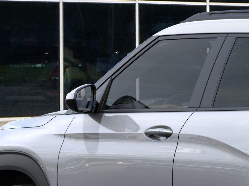 new 2025 Chevrolet TrailBlazer car, priced at $30,100