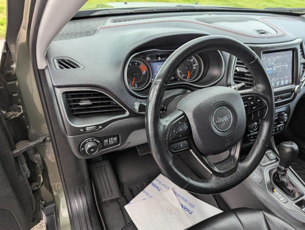 used 2019 Jeep Cherokee car, priced at $16,987
