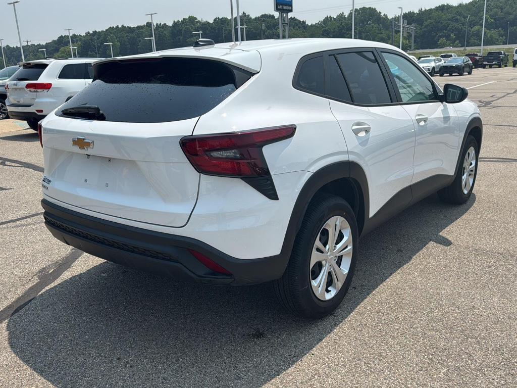 used 2024 Chevrolet Trax car, priced at $19,985