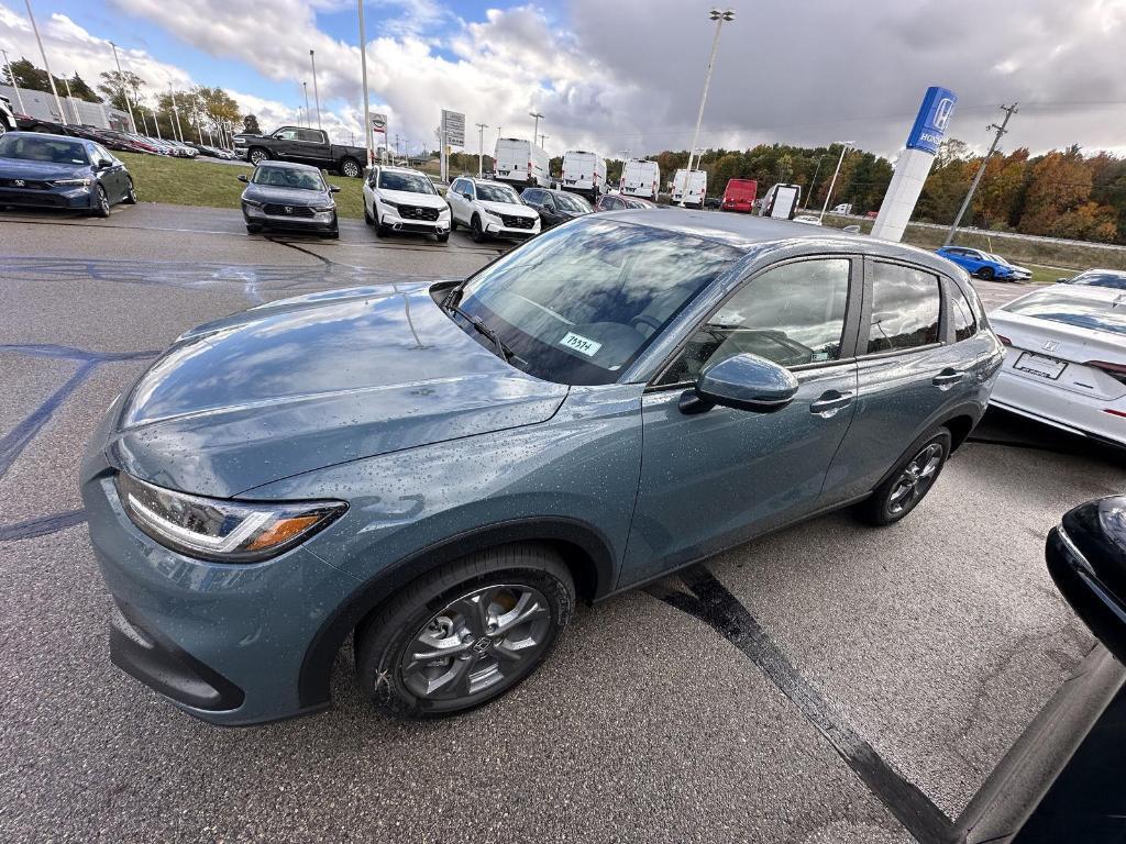 new 2026 Honda HR-V car, priced at $29,605