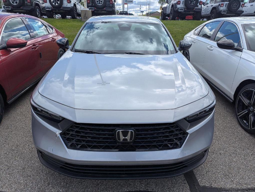 new 2025 Honda Accord car, priced at $31,250
