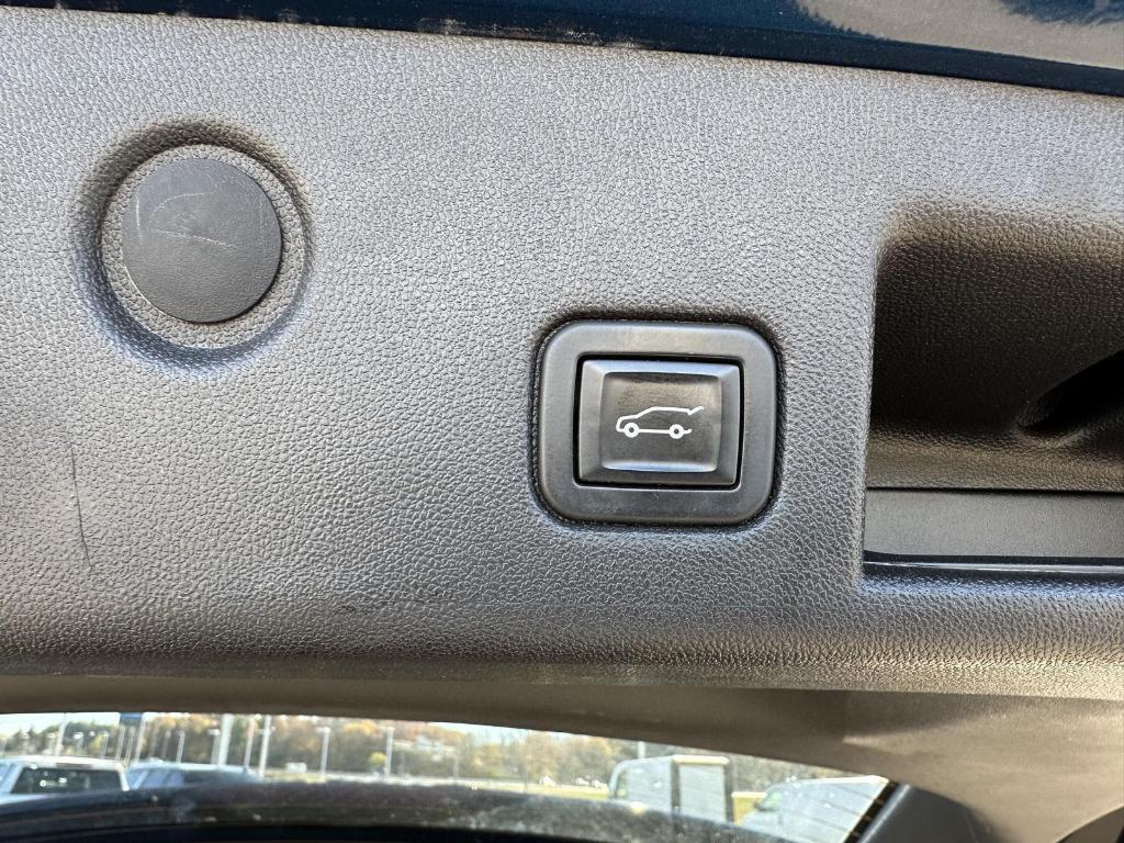 used 2020 Chevrolet Equinox car, priced at $17,997