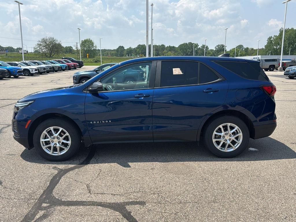 used 2022 Chevrolet Equinox car, priced at $21,287