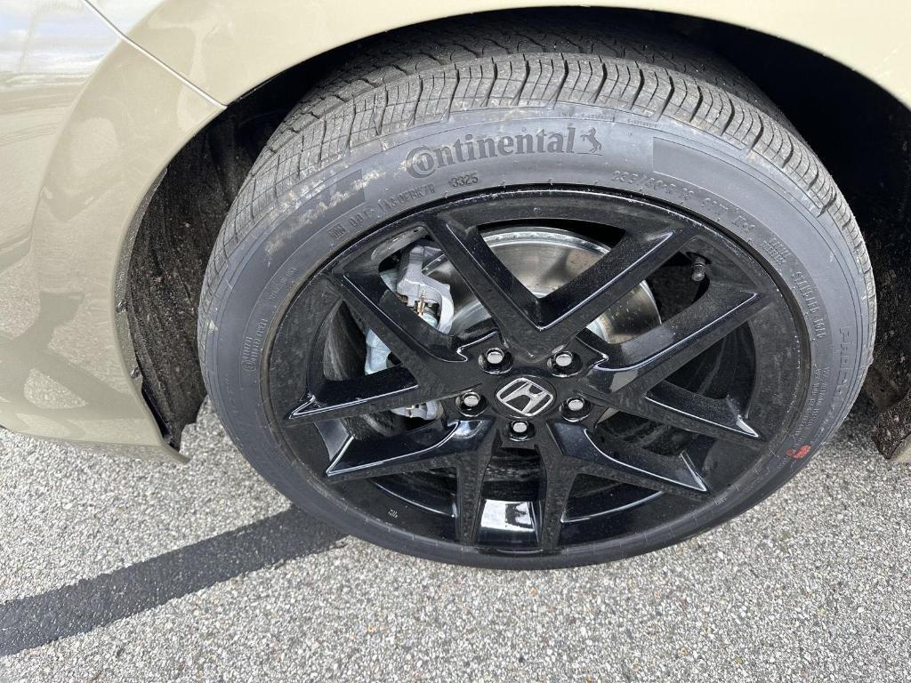 new 2026 Honda Civic Hybrid car, priced at $32,145