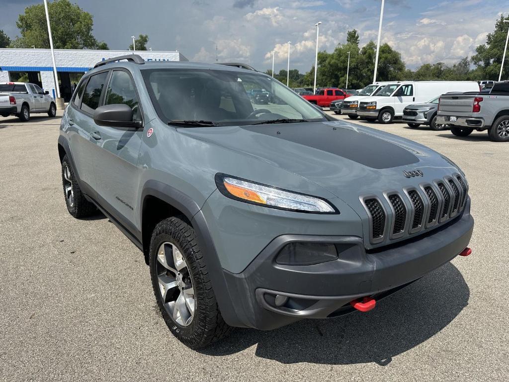 used 2015 Jeep Cherokee car, priced at $10,929