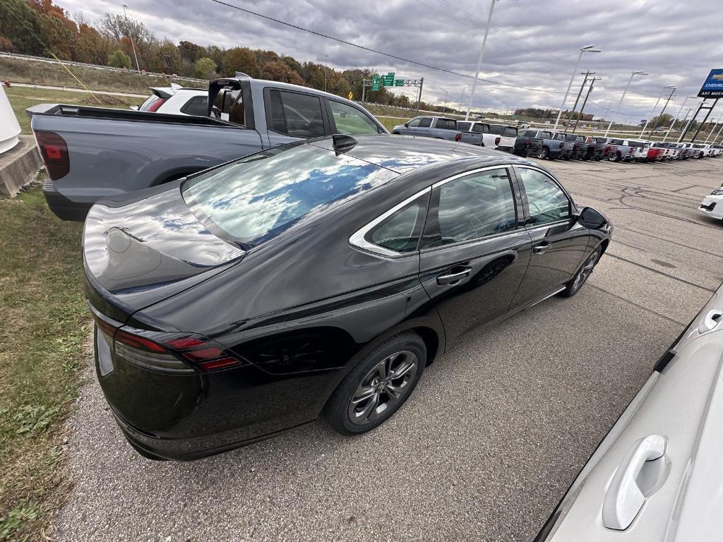 new 2025 Honda Accord Hybrid car, priced at $36,135