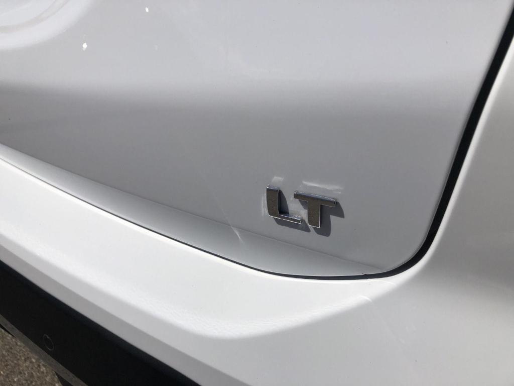 used 2022 Chevrolet Equinox car, priced at $19,948