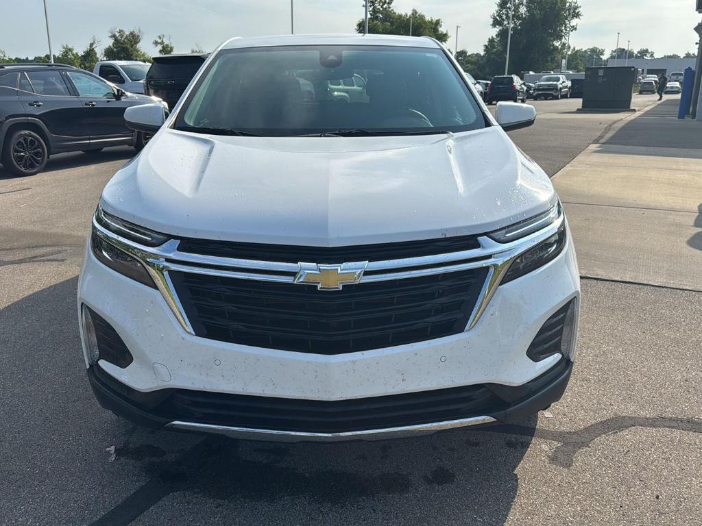 used 2022 Chevrolet Equinox car, priced at $21,885