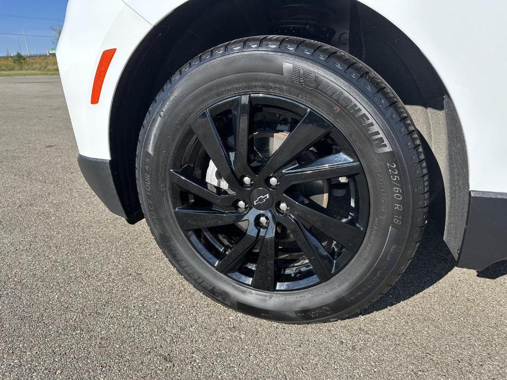 used 2023 Chevrolet Equinox car, priced at $21,335