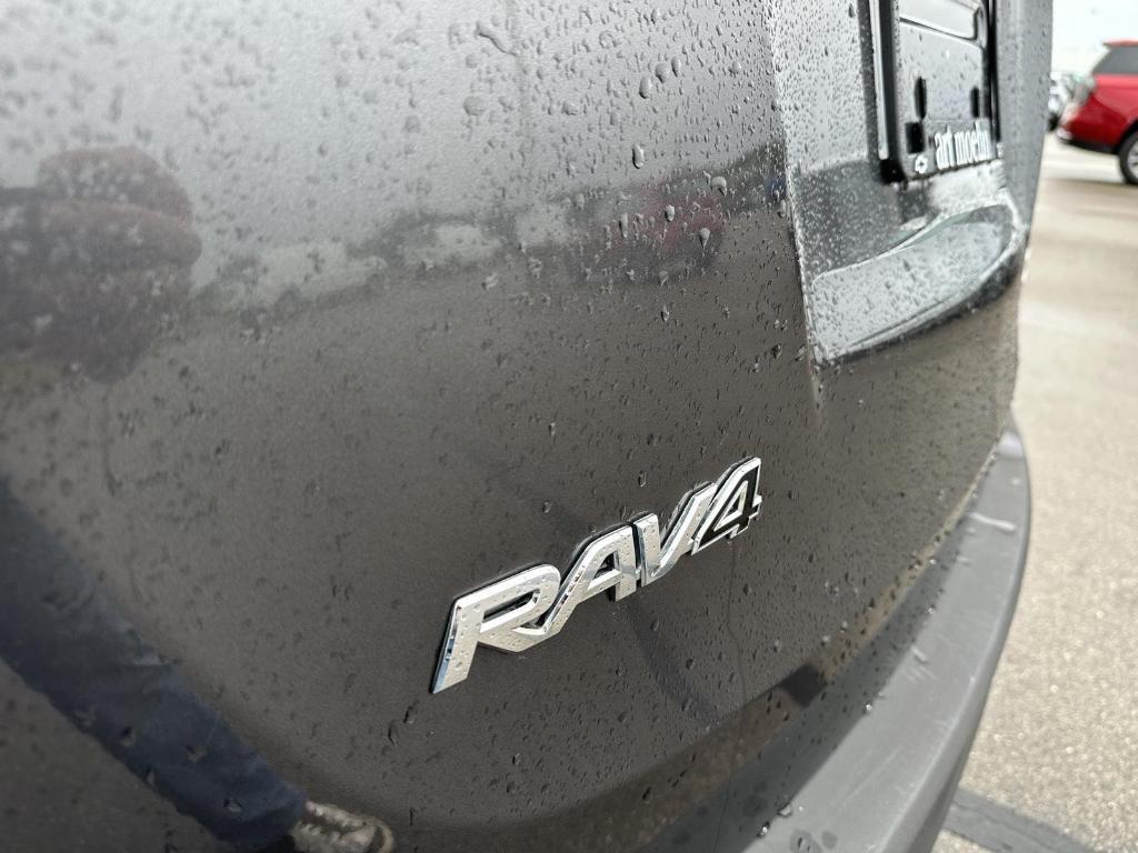 used 2015 Toyota RAV4 car, priced at $15,989