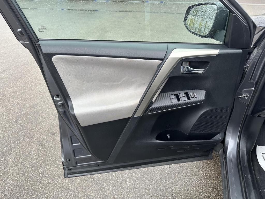 used 2015 Toyota RAV4 car, priced at $15,989