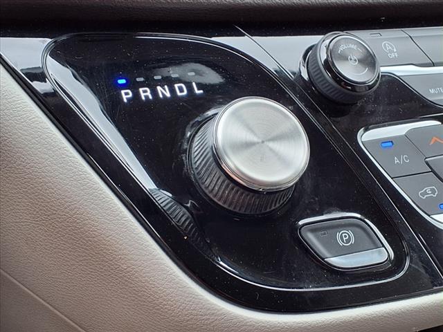 used 2018 Chrysler Pacifica car, priced at $15,545