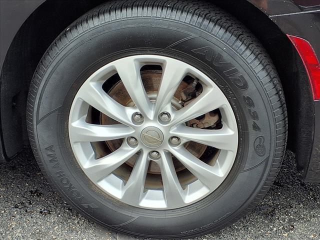 used 2018 Chrysler Pacifica car, priced at $14,900