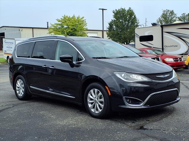 used 2018 Chrysler Pacifica car, priced at $14,900