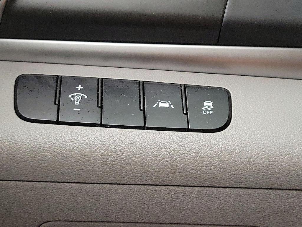 used 2020 Hyundai Elantra car, priced at $16,998
