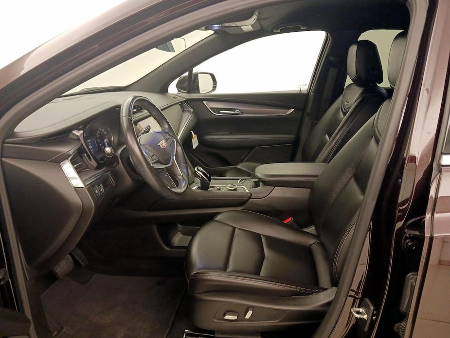 used 2021 Cadillac XT5 car, priced at $25,998