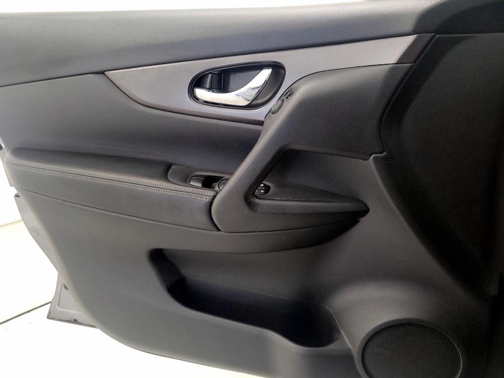 used 2016 Nissan Rogue car, priced at $13,599