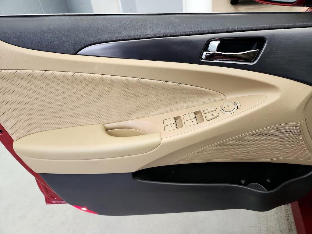 used 2015 Hyundai Sonata Hybrid car, priced at $13,599