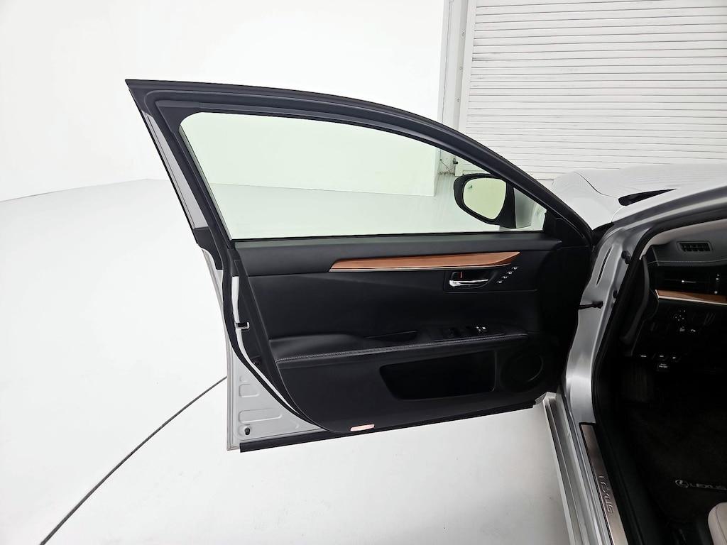 used 2013 Lexus ES 300h car, priced at $15,998