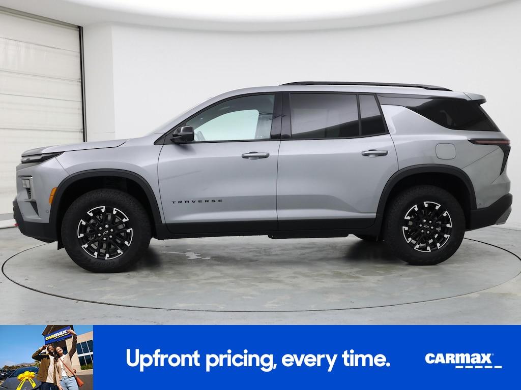 used 2025 Chevrolet Traverse car, priced at $52,998