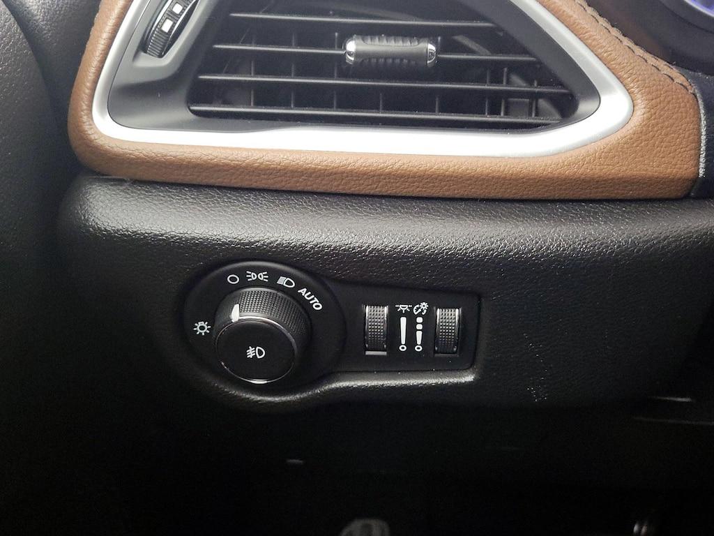 used 2018 Chrysler Pacifica car, priced at $27,998