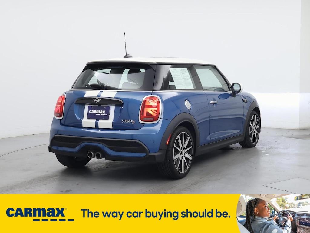 used 2022 MINI Hardtop car, priced at $23,998