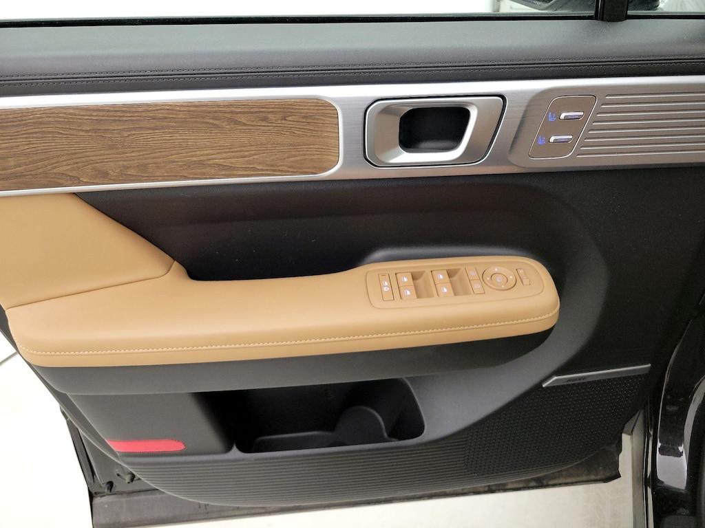 used 2024 Hyundai Santa Fe car, priced at $39,998