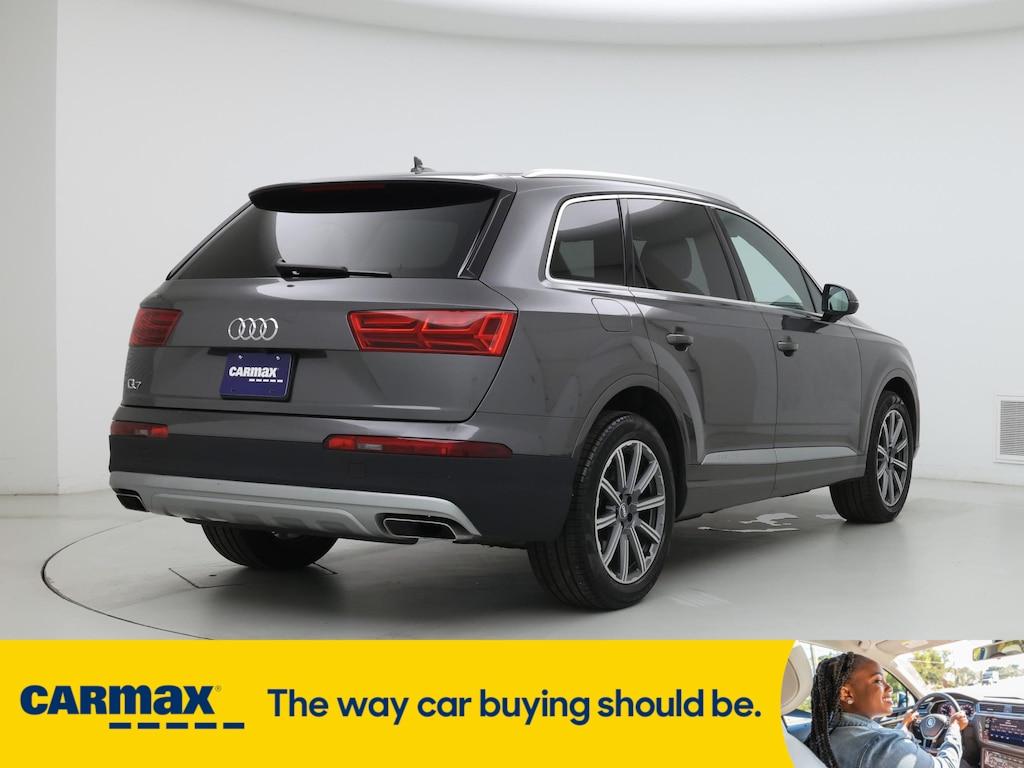 used 2019 Audi Q7 car, priced at $31,998
