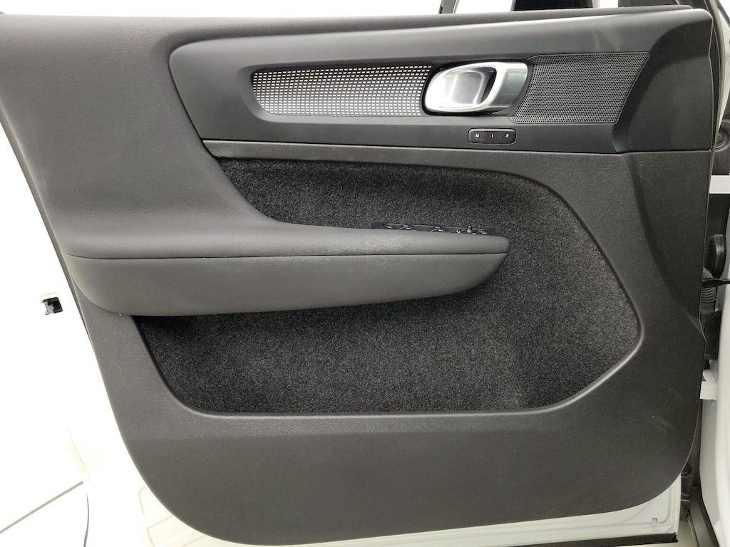 used 2023 Volvo XC40 car, priced at $31,998