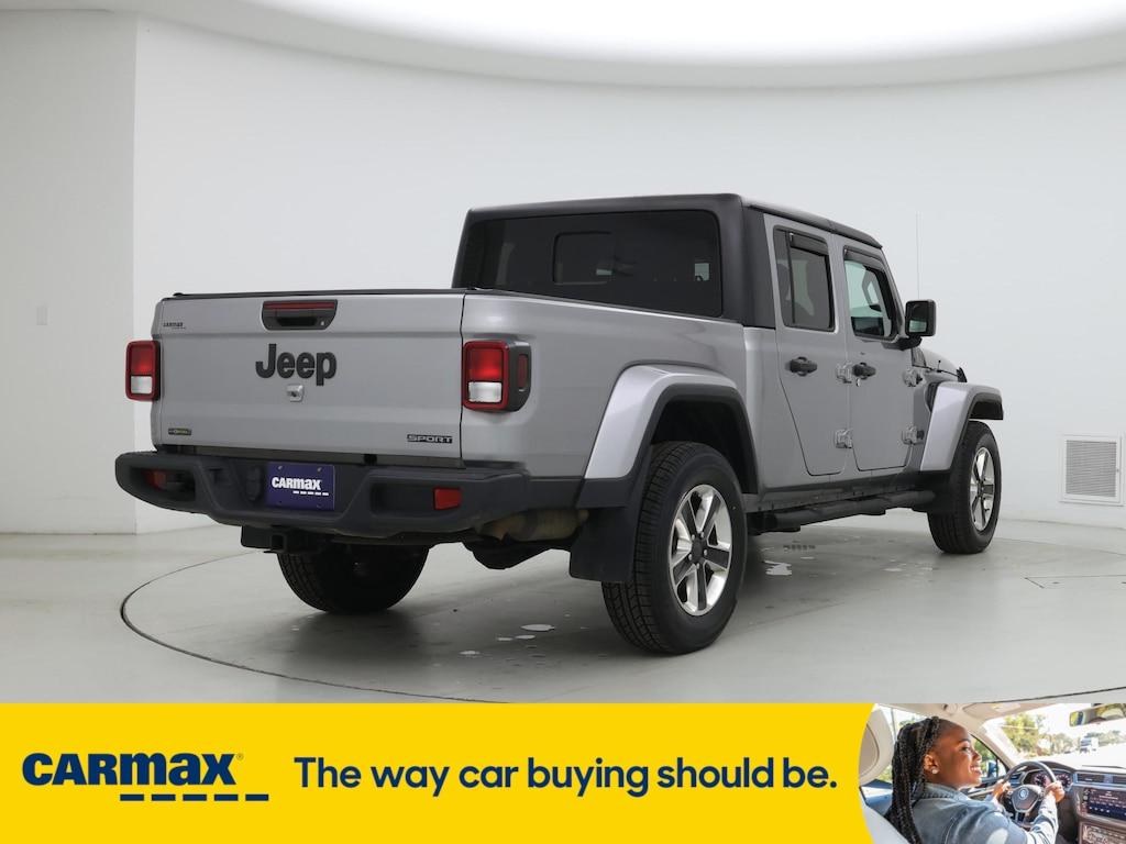 used 2021 Jeep Gladiator car, priced at $32,998