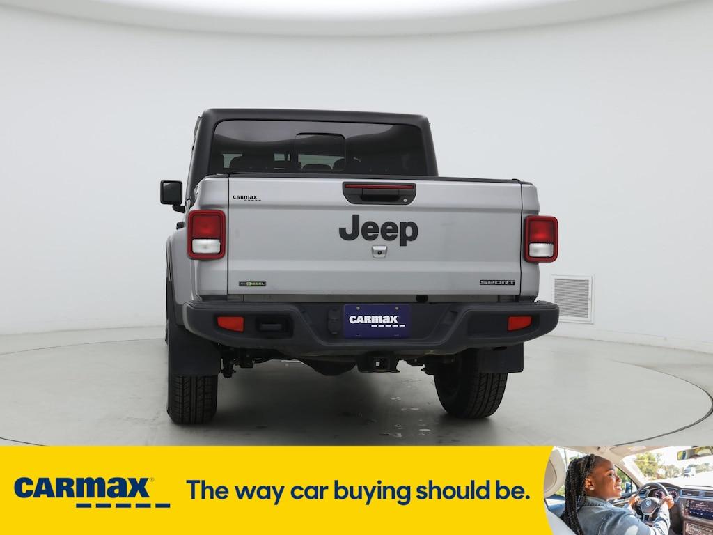 used 2021 Jeep Gladiator car, priced at $32,998