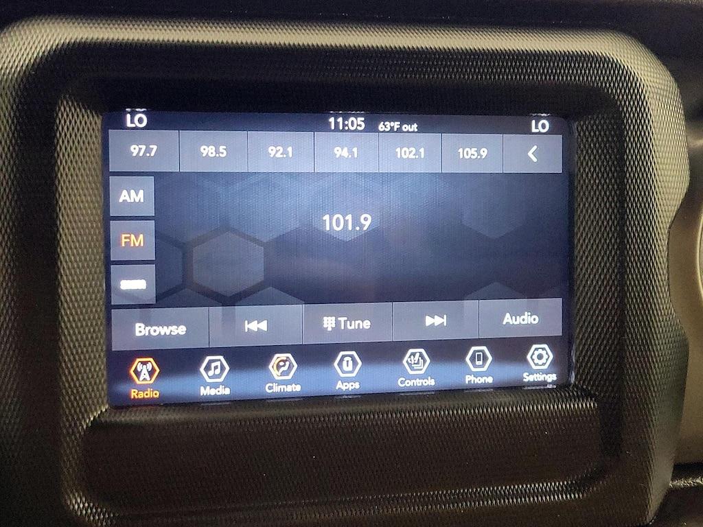 used 2021 Jeep Gladiator car, priced at $32,998