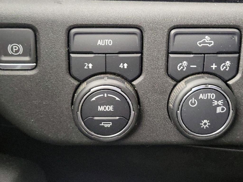 used 2022 Chevrolet Silverado 1500 car, priced at $35,998