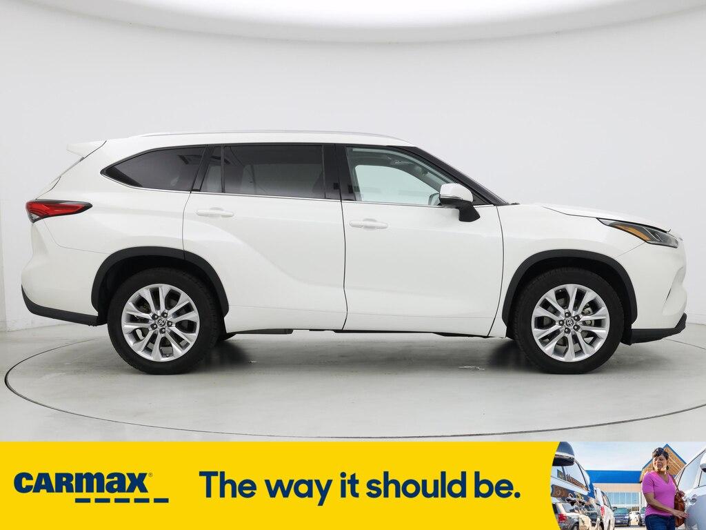 used 2021 Toyota Highlander car, priced at $30,998