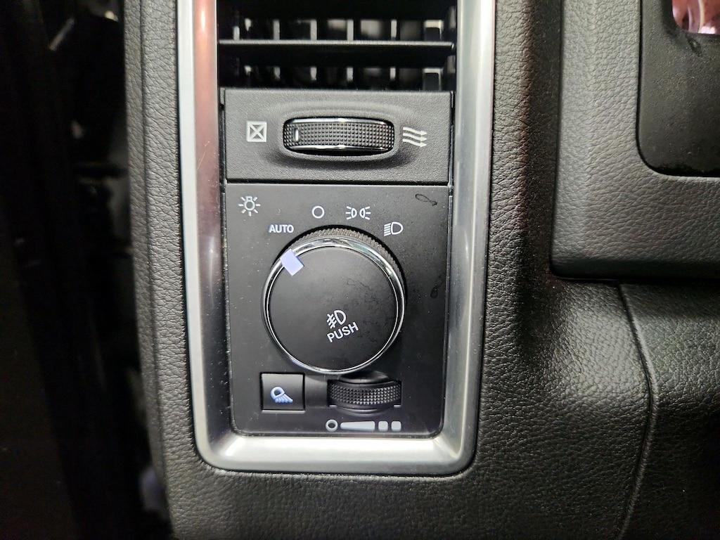 used 2019 Ram 1500 Classic car, priced at $29,998