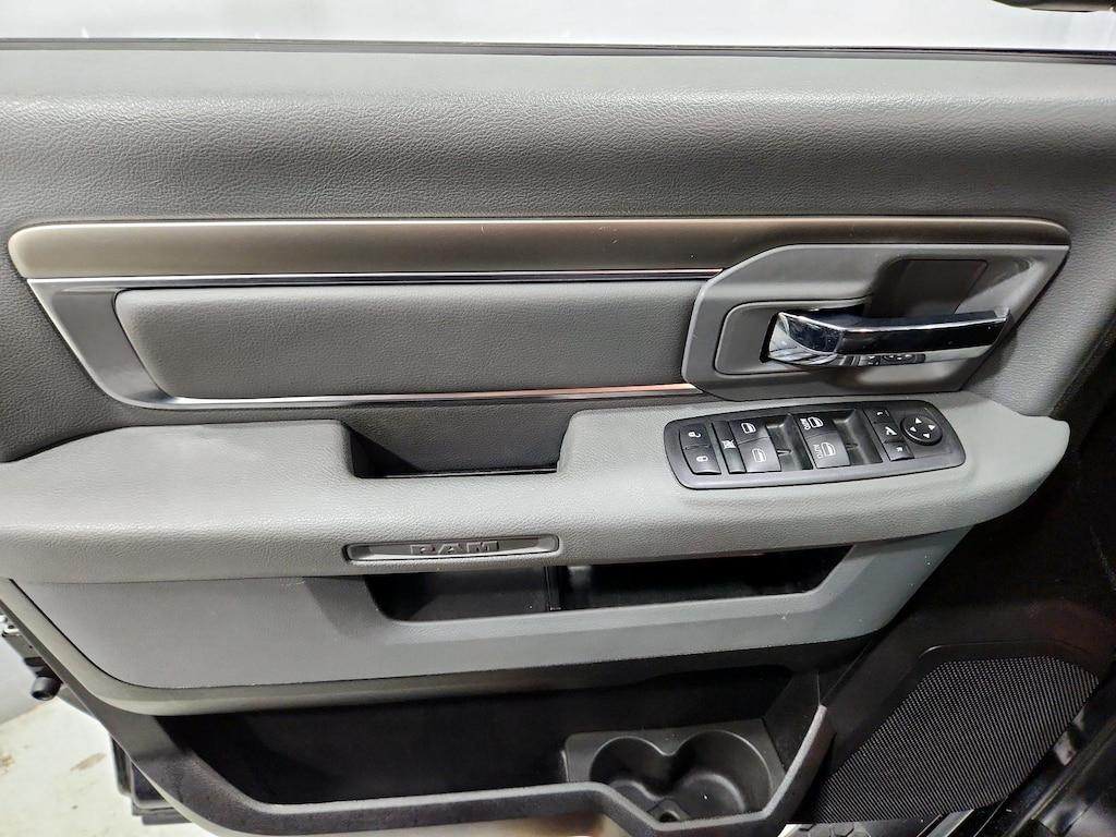 used 2019 Ram 1500 Classic car, priced at $29,998