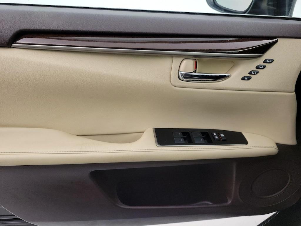 used 2016 Lexus ES 350 car, priced at $22,998
