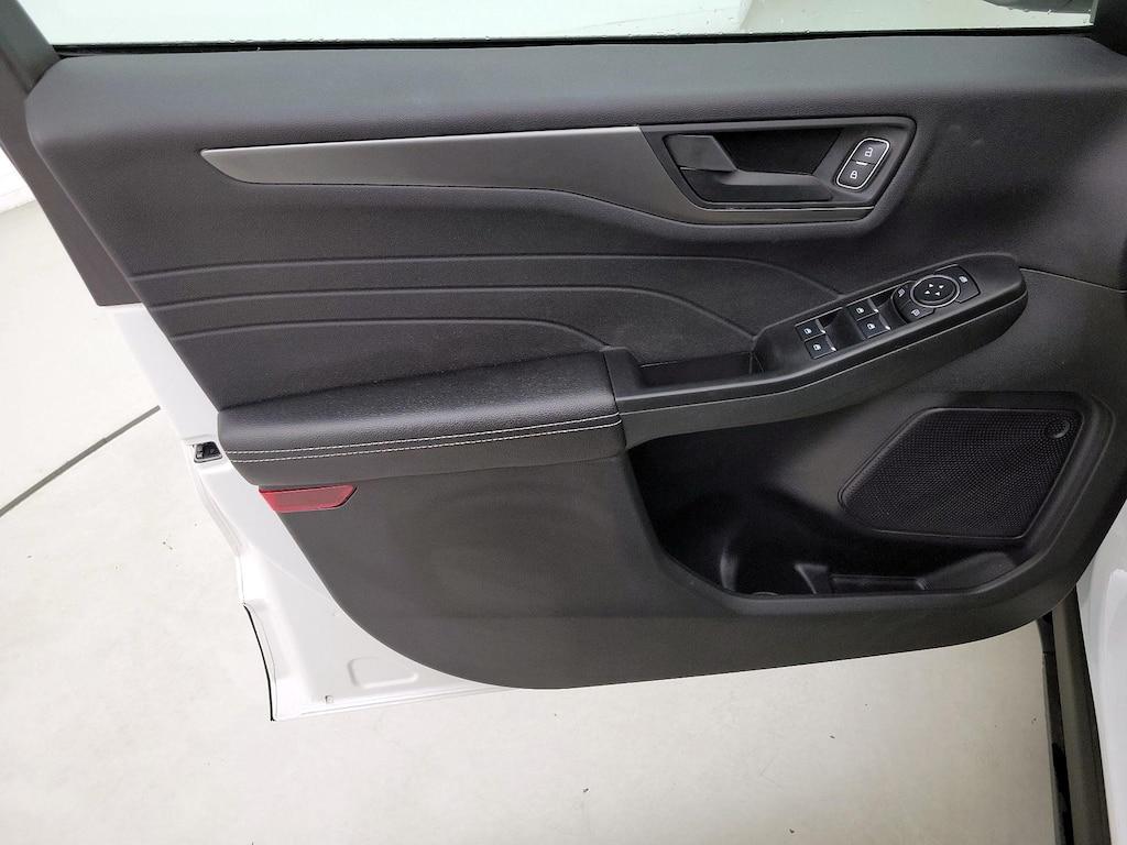 used 2023 Ford Escape car, priced at $20,998