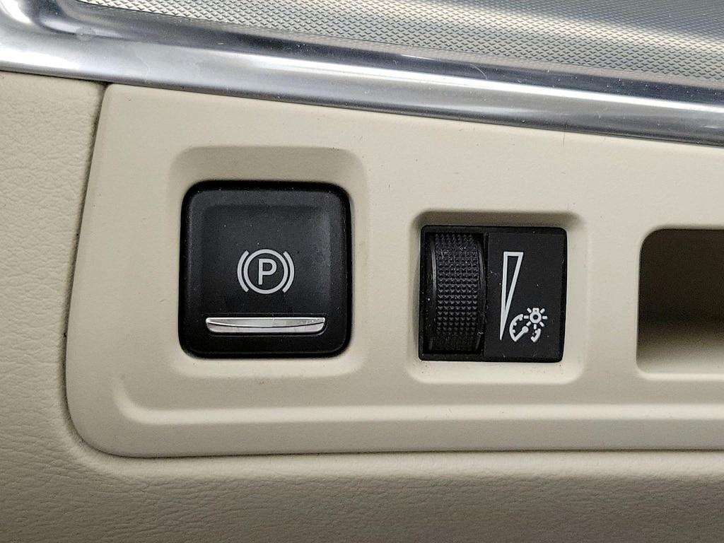 used 2017 Cadillac XT5 car, priced at $20,998