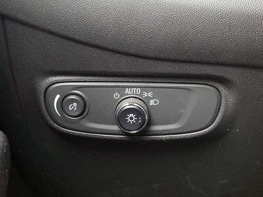 used 2022 Chevrolet Equinox car, priced at $22,998