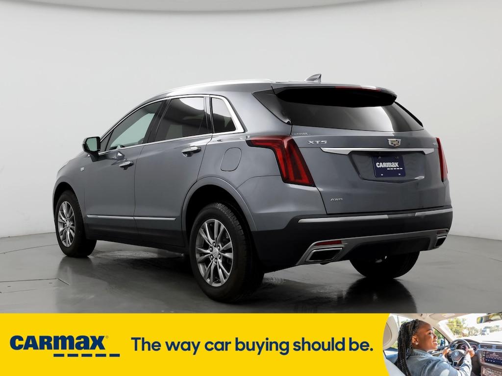 used 2022 Cadillac XT5 car, priced at $27,998