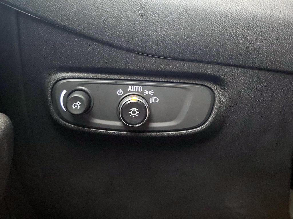 used 2022 Chevrolet Equinox car, priced at $20,998