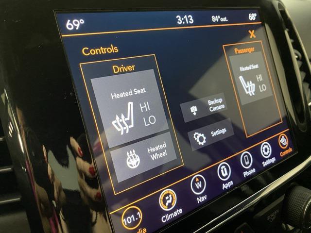 used 2021 Jeep Grand Cherokee car, priced at $22,377