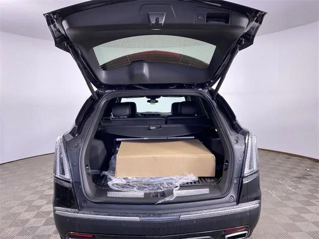 new 2025 Cadillac XT5 car, priced at $54,970