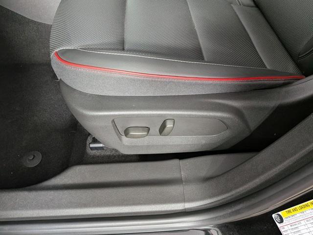 used 2022 Buick Envision car, priced at $27,954