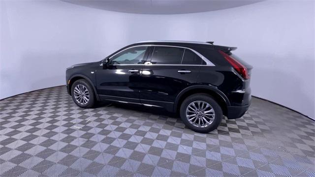 new 2025 Cadillac XT4 car, priced at $40,519