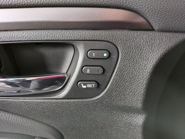 used 2022 Honda Pilot car, priced at $31,374